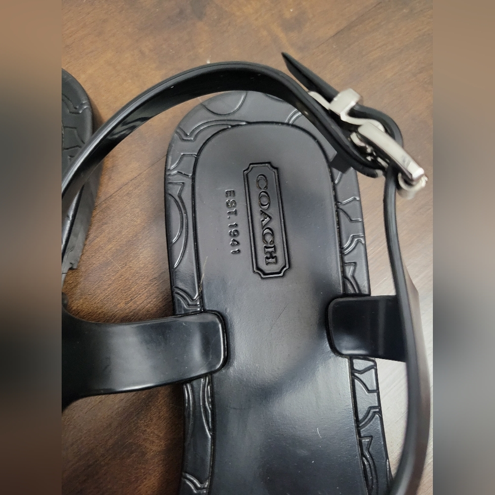 Coach Piccadilly Jelly Thong Ankle Strap Flip-Flops Sandals Black Gold Size 8 - Picture 10 of 11